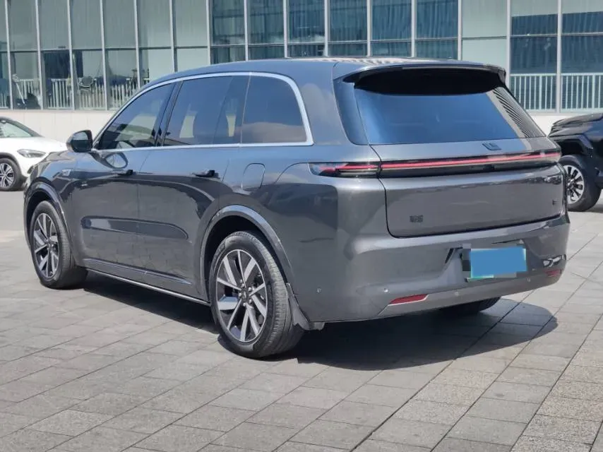 2023 Li L7 Range Extended 154HP REEV 40.9KWH,autocango,china used car exporter,china ev exporter,chinese used car exporter,chinese used ev exporter