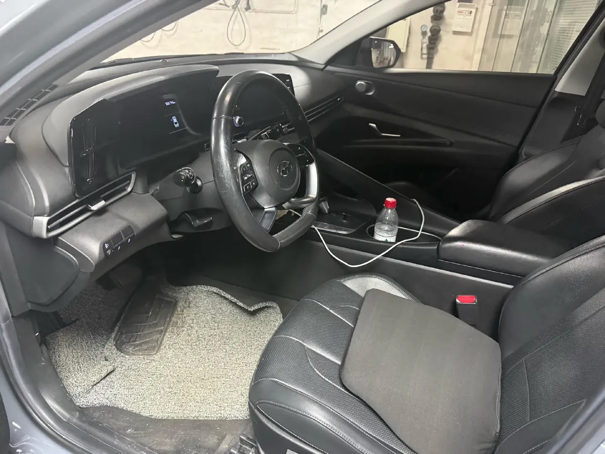 2021 Hyundai Elantra 1.5L 115HP L4 CVT,autocango,china used car exporter,china ev exporter,chinese used car exporter,chinese used ev exporter