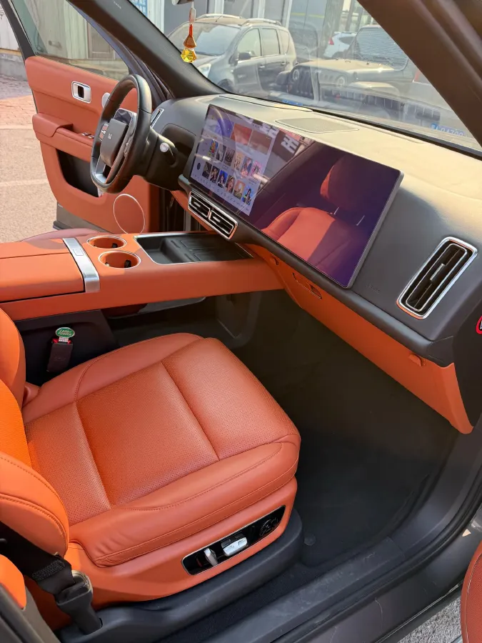 2023 Li L8 Range Extended 154HP REEV 40.9KWH,autocango,china used car exporter,china ev exporter,chinese used car exporter,chinese used ev exporter