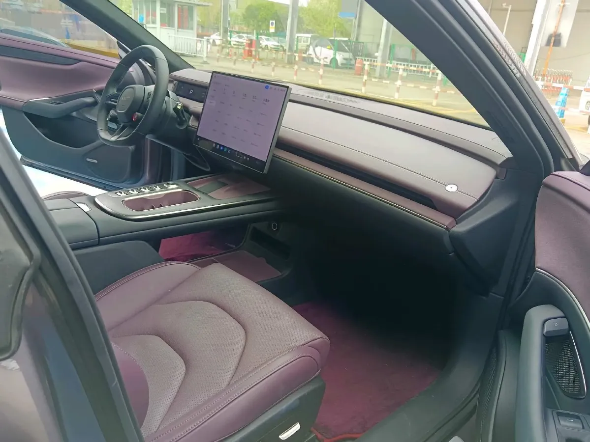 2024 MI SU7 BEV 101KWH,autocango,china used car exporter,china ev exporter,chinese used car exporter,chinese used ev exporter