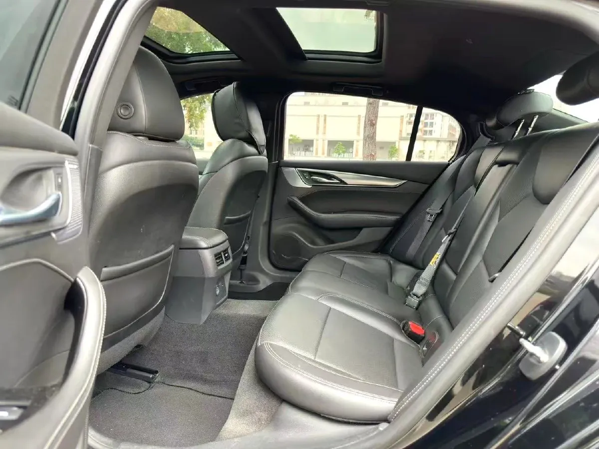 2021 Cadillac CT5 2.0T 237HP L4 10AT,autocango,china used car exporter,china ev exporter,chinese used car exporter,chinese used ev exporter