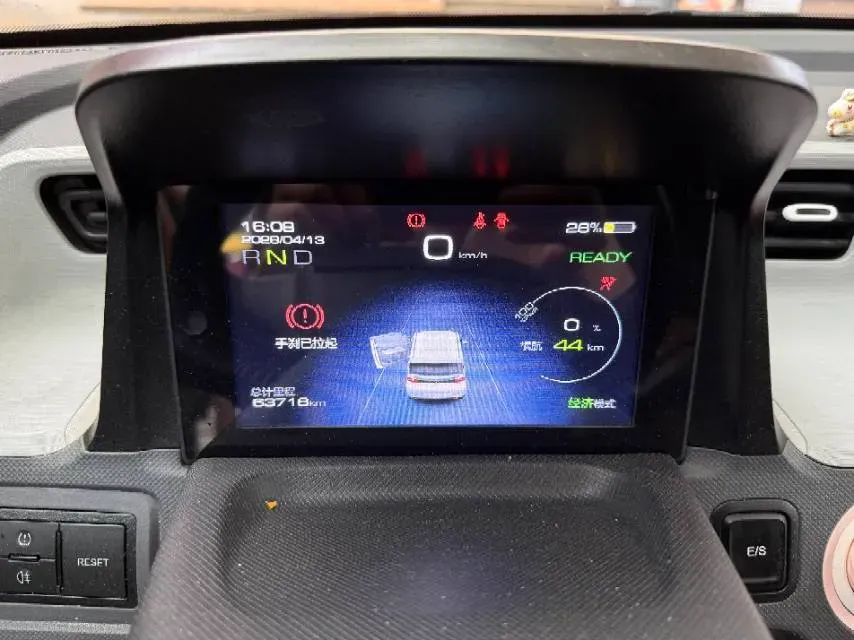 2020 WuLing HongGuang MINI EV BEV 13.8KWH,autocango,china used car exporter,china ev exporter,chinese used car exporter,chinese used ev exporter