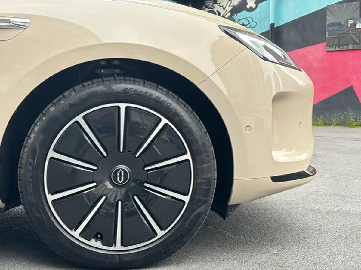 2023 HIMA AITO M5 BEV 80KWH,autocango,china used car exporter,china ev exporter,chinese used car exporter,chinese used ev exporter