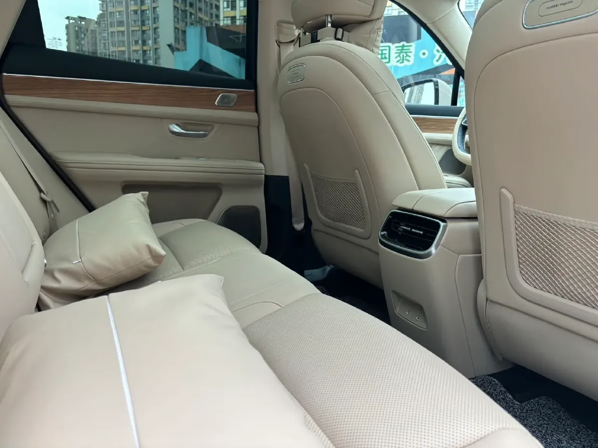 2023 HIMA AITO M5 BEV 80KWH,autocango,china used car exporter,china ev exporter,chinese used car exporter,chinese used ev exporter