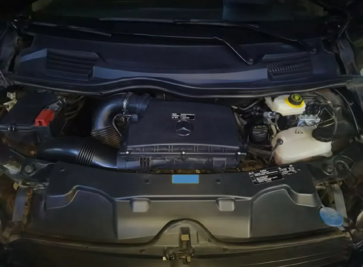 2021 Mercedes-Benz Vito 2.0T 211HP L4 9AT,autocango,china used car exporter,china ev exporter,chinese used car exporter,chinese used ev exporter