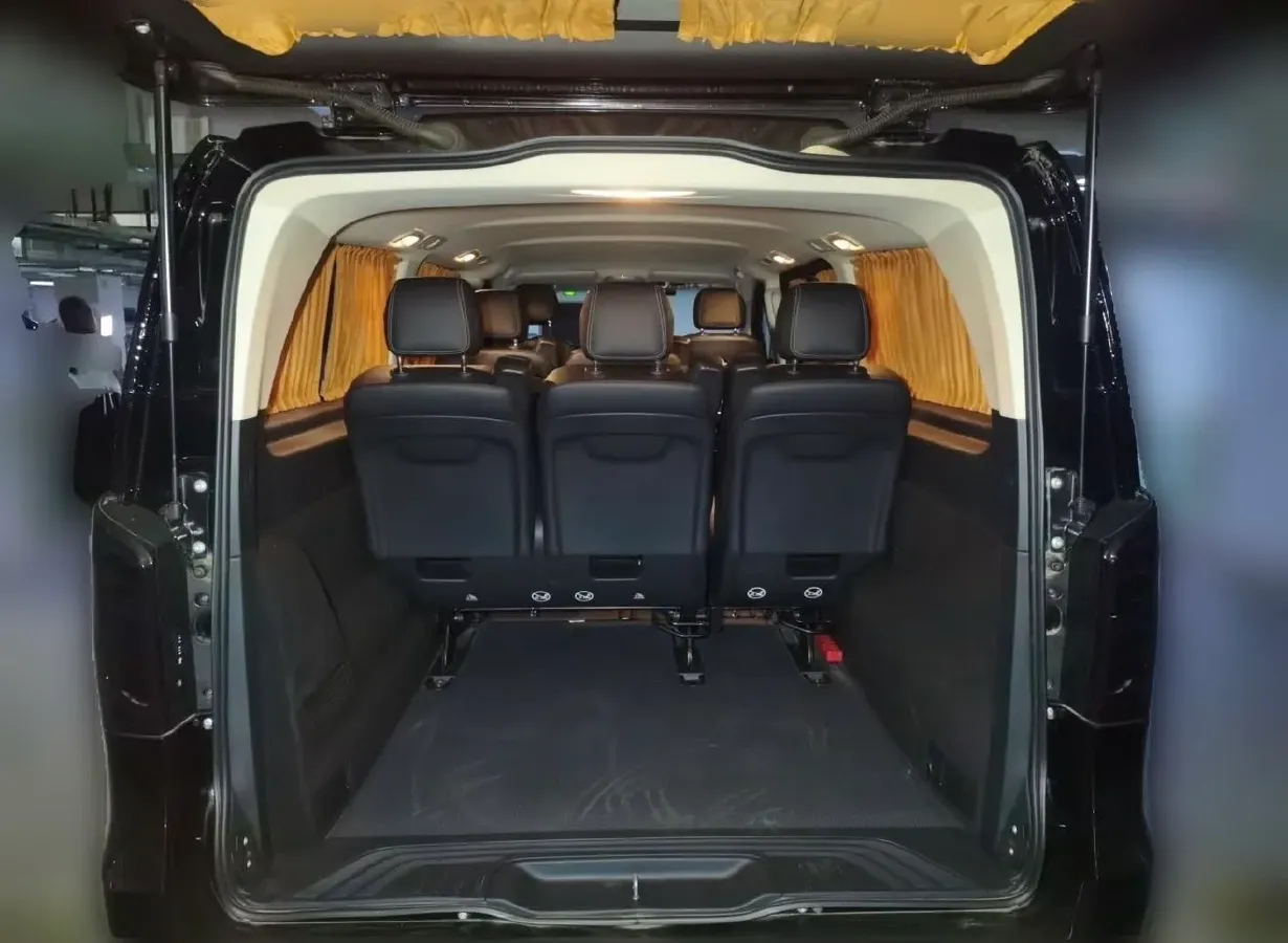 2021 Mercedes-Benz Vito 2.0T 211HP L4 9AT,autocango,china used car exporter,china ev exporter,chinese used car exporter,chinese used ev exporter