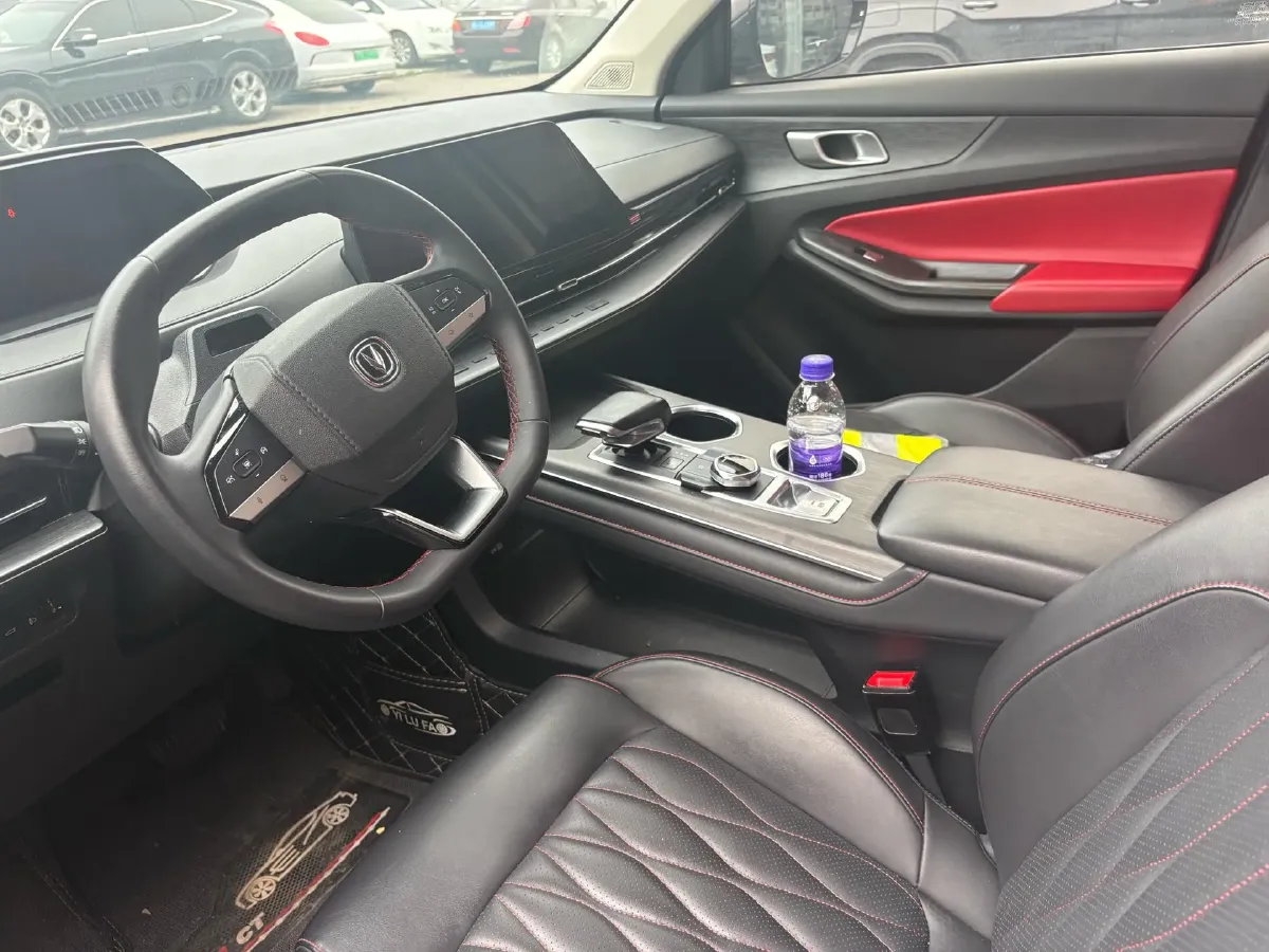 2022 ChangAn CS55 Plus 1.5T 188HP L4 7DCT,autocango,china used car exporter,china ev exporter,chinese used car exporter,chinese used ev exporter