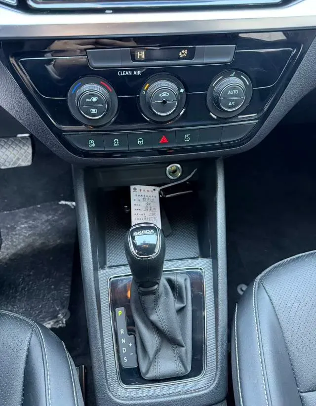 2022 Skoda Kamiq 1.5L 112HP L4 6AT,autocango,china used car exporter,china ev exporter,chinese used car exporter,chinese used ev exporter