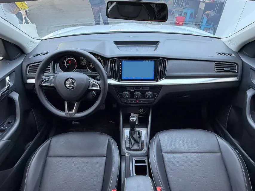 2022 Skoda Kamiq 1.5L 112HP L4 6AT,autocango,china used car exporter,china ev exporter,chinese used car exporter,chinese used ev exporter