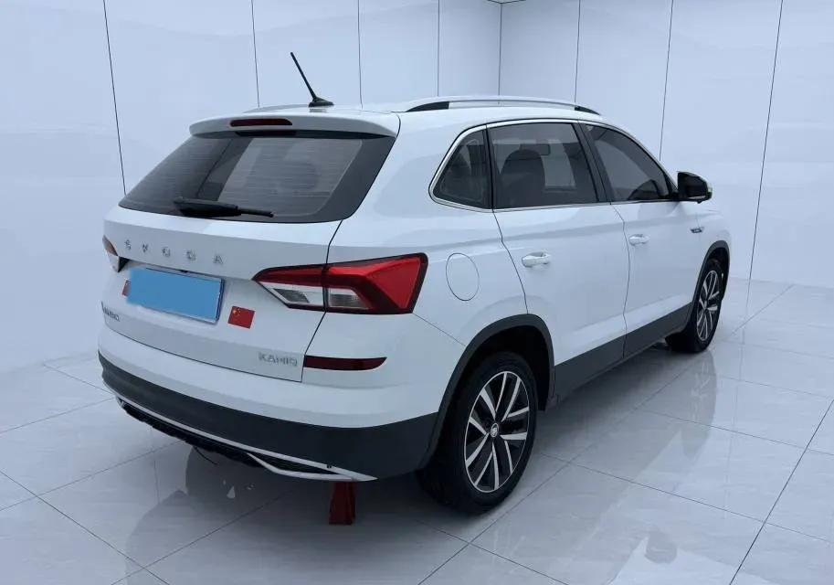 2022 Skoda Kamiq 1.5L 112HP L4 6AT,autocango,china used car exporter,china ev exporter,chinese used car exporter,chinese used ev exporter