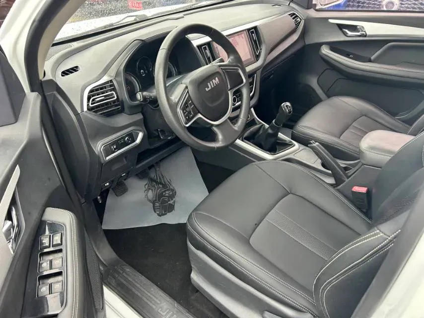 2020 Isuzu Jim 2.8T 120HP L4 5MT,autocango,china used car exporter,china ev exporter,chinese used car exporter,chinese used ev exporter