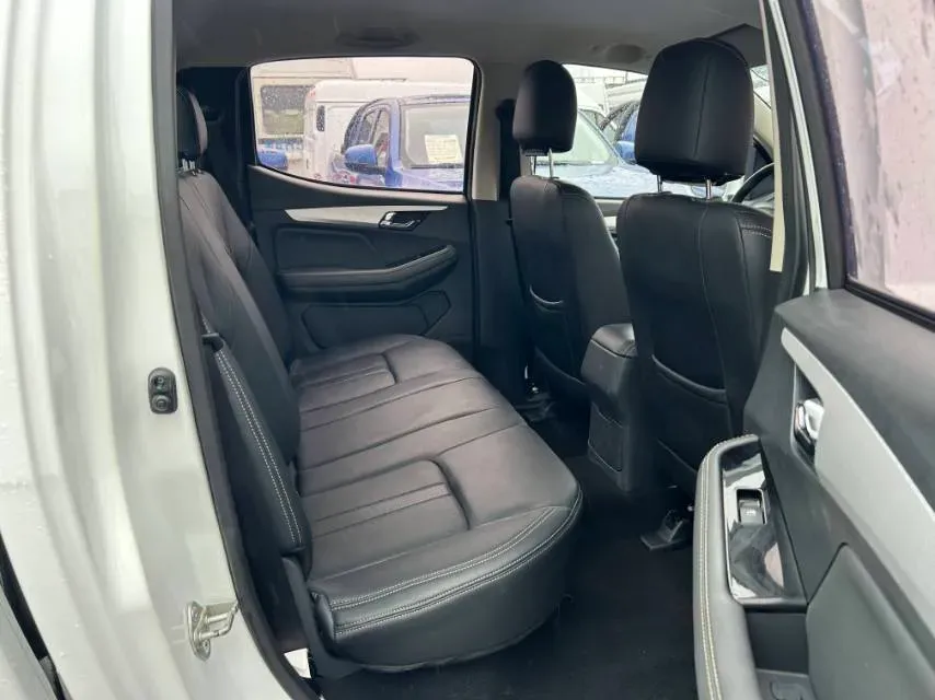 2020 Isuzu Jim 2.8T 120HP L4 5MT,autocango,china used car exporter,china ev exporter,chinese used car exporter,chinese used ev exporter