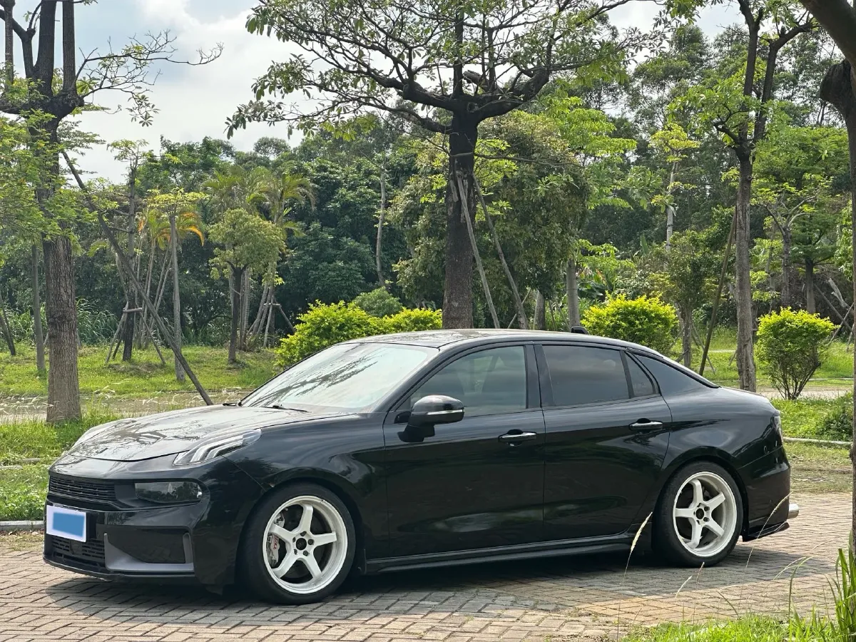 2018 Toyota C-HR 2.0L 171HP L4 CVT,autocango,china used car exporter,china ev exporter,chinese used car exporter,chinese used ev exporter