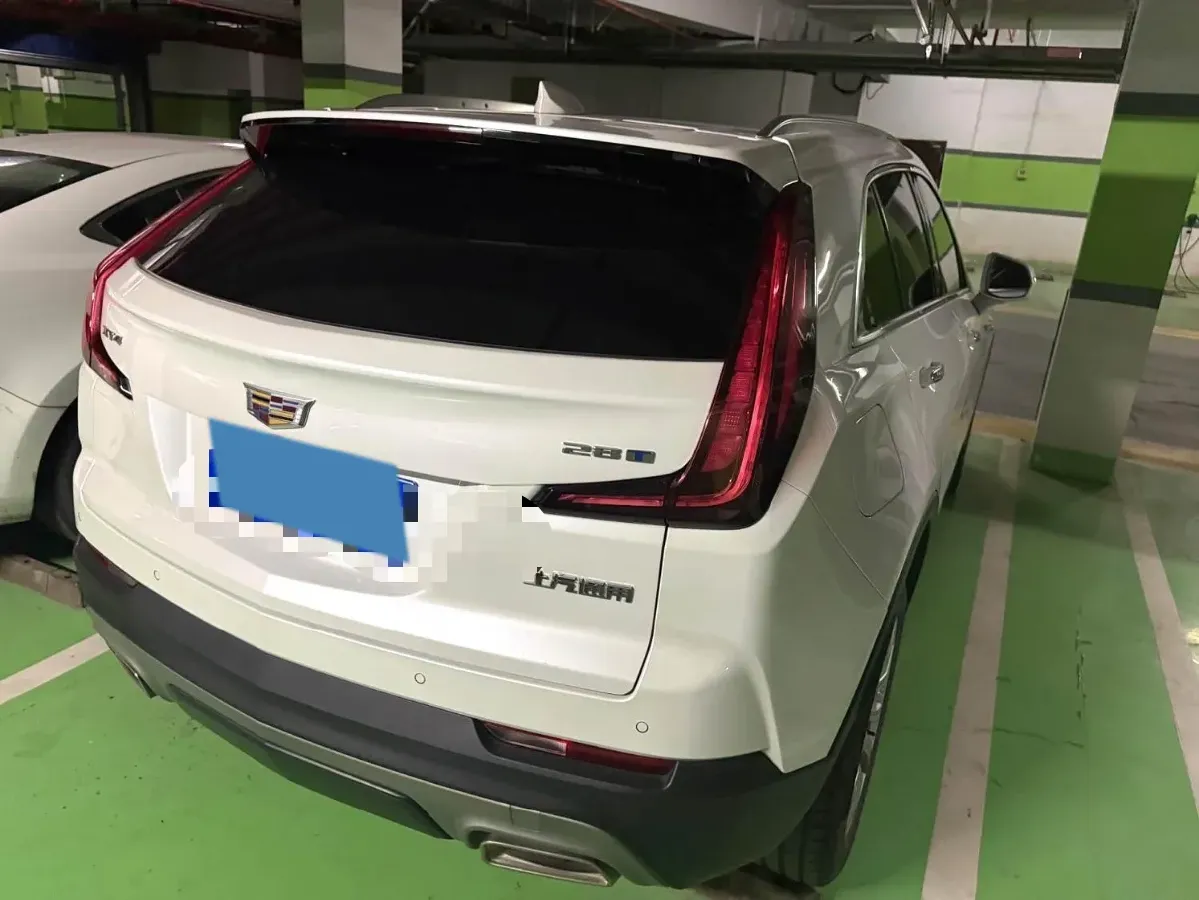 2022 Cadillac XT4 2.0T 237HP L4 9AT,autocango,china used car exporter,china ev exporter,chinese used car exporter,chinese used ev exporter
