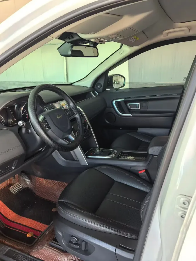 2018 Land Rover Discovery Sport 2.0T 241HP L4 9AT,autocango,china used car exporter,china ev exporter,chinese used car exporter,chinese used ev exporter