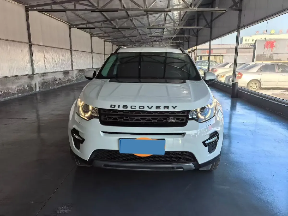 2018 Land Rover Discovery Sport 2.0T 241HP L4 9AT,autocango,china used car exporter,china ev exporter,chinese used car exporter,chinese used ev exporter
