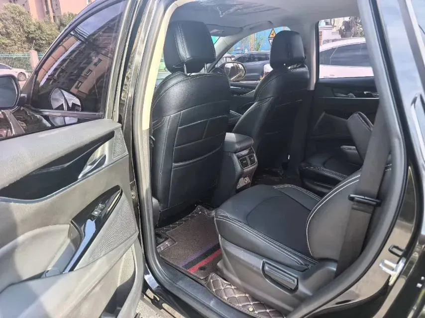 2020 MAXUS D60 1.5T 169HP L4 7DCT,autocango,china used car exporter,china ev exporter,chinese used car exporter,chinese used ev exporter