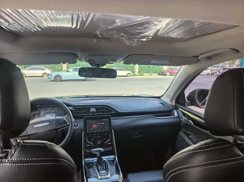 2020 MAXUS D60 1.5T 169HP L4 7DCT,autocango,china used car exporter,china ev exporter,chinese used car exporter,chinese used ev exporter