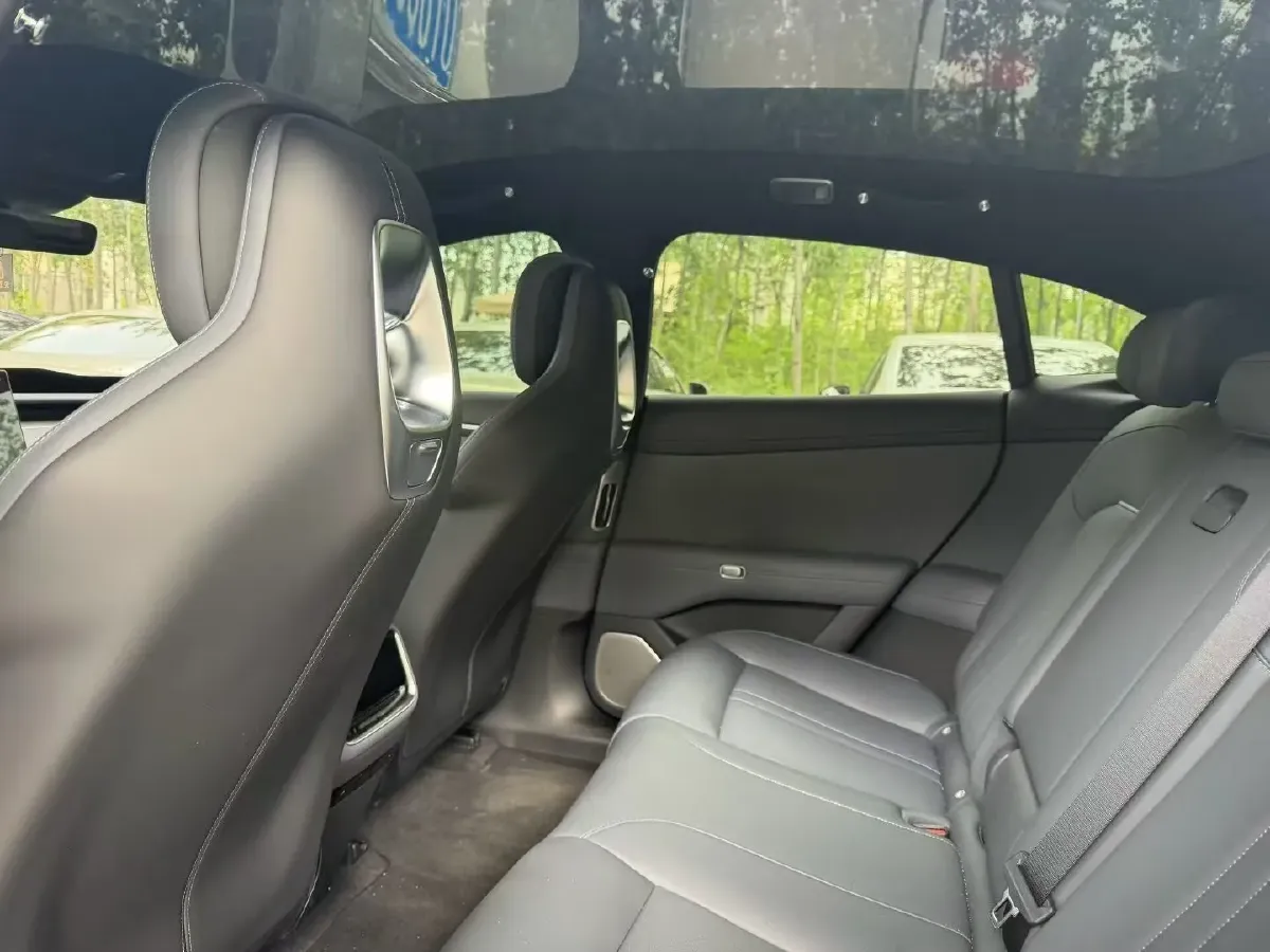 2025 MI YU7 BEV 96.3KWH,autocango,china used car exporter,china ev exporter,chinese used car exporter,chinese used ev exporter