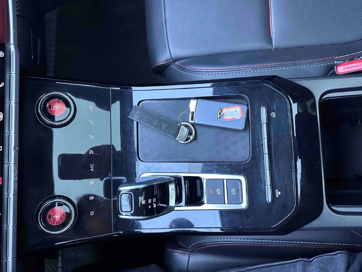 2022 Chery Tiggo 7 1.5T 156HP L4 CVT,autocango,china used car exporter,china ev exporter,chinese used car exporter,chinese used ev exporter