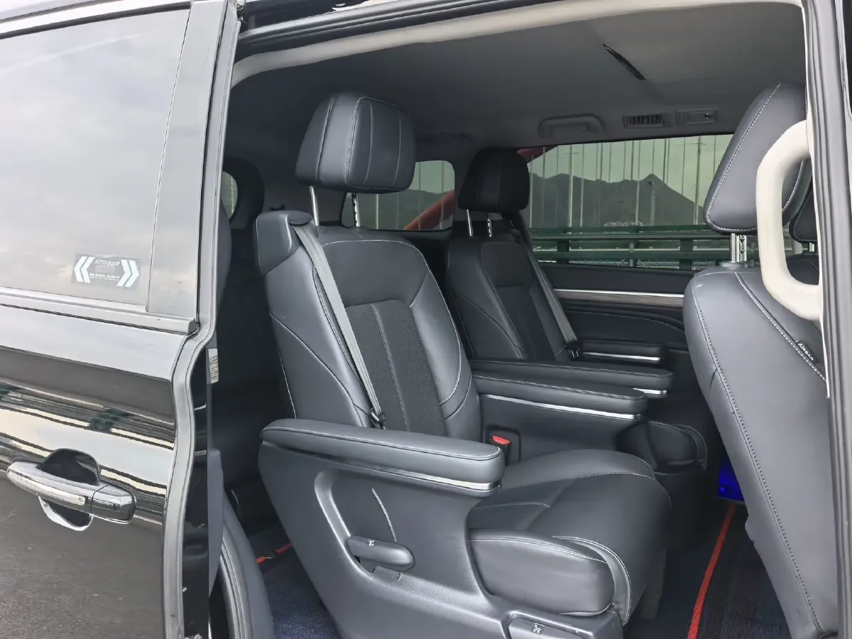 2023 GAC Trumpchi M8 2.0T 252HP L4 8AT,autocango,china used car exporter,china ev exporter,chinese used car exporter,chinese used ev exporter