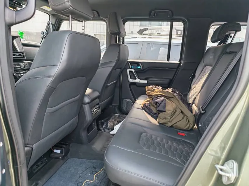 2024 212 212 T01 2.0T 252HP L4 8AT,autocango,china used car exporter,china ev exporter,chinese used car exporter,chinese used ev exporter