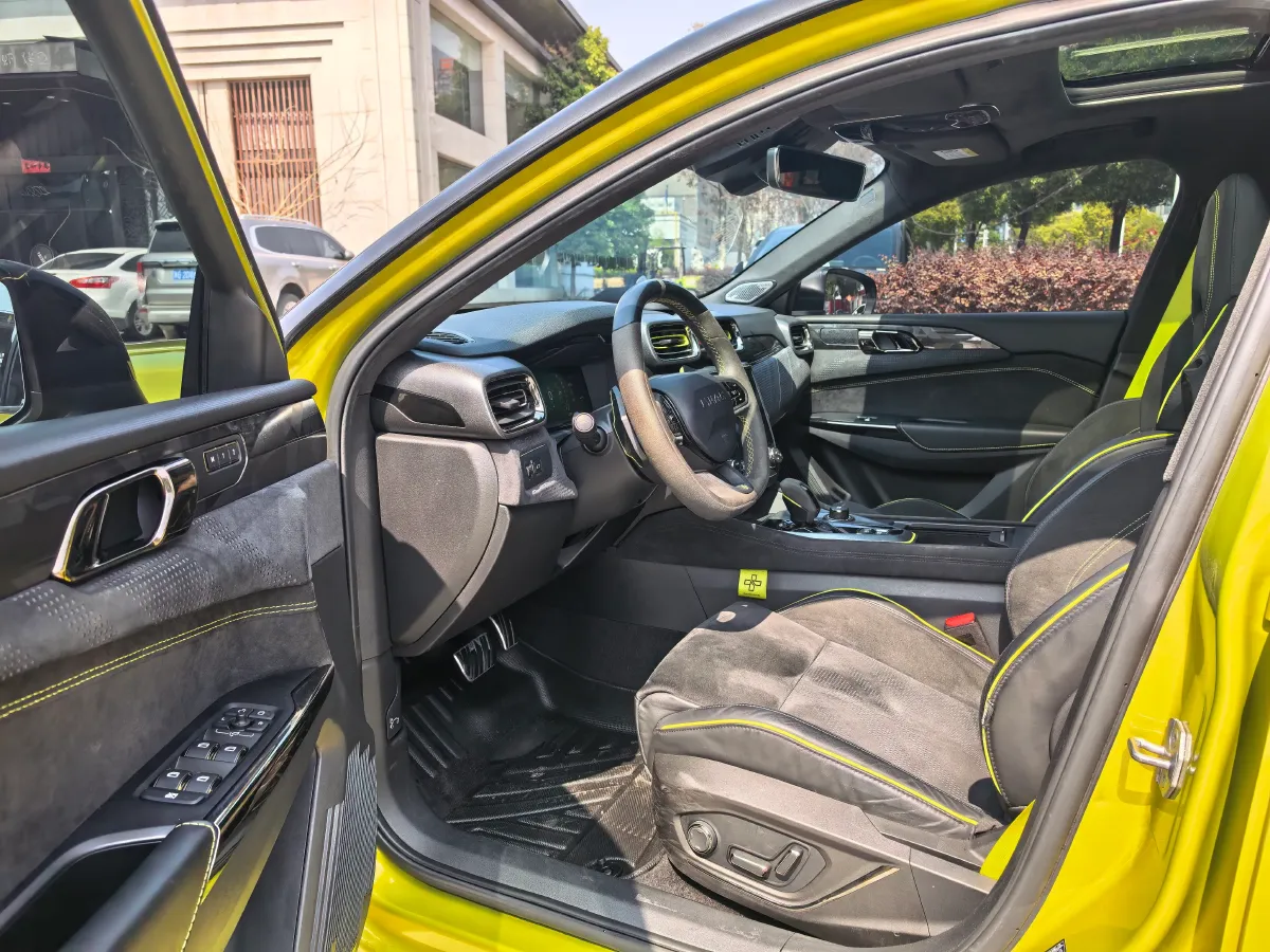 2021 LYNK&CO 03 2.0T 254HP L4 8AT,autocango,china used car exporter,china ev exporter,chinese used car exporter,chinese used ev exporter