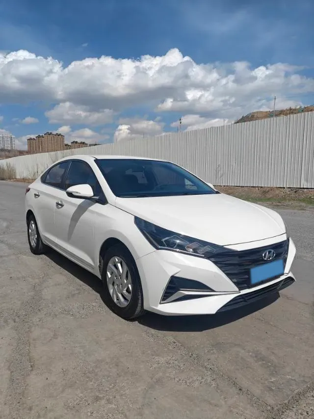 2020 Hyundai Verna 1.4L 100HP L4 6MT,autocango,china used car exporter,china ev exporter,chinese used car exporter,chinese used ev exporter