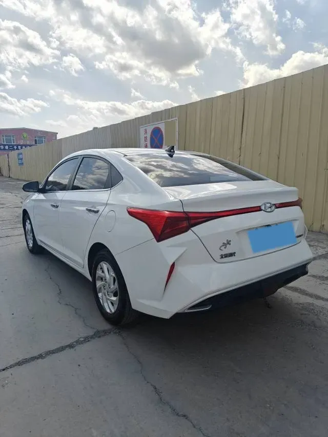 2020 Hyundai Verna 1.4L 100HP L4 6MT,autocango,china used car exporter,china ev exporter,chinese used car exporter,chinese used ev exporter