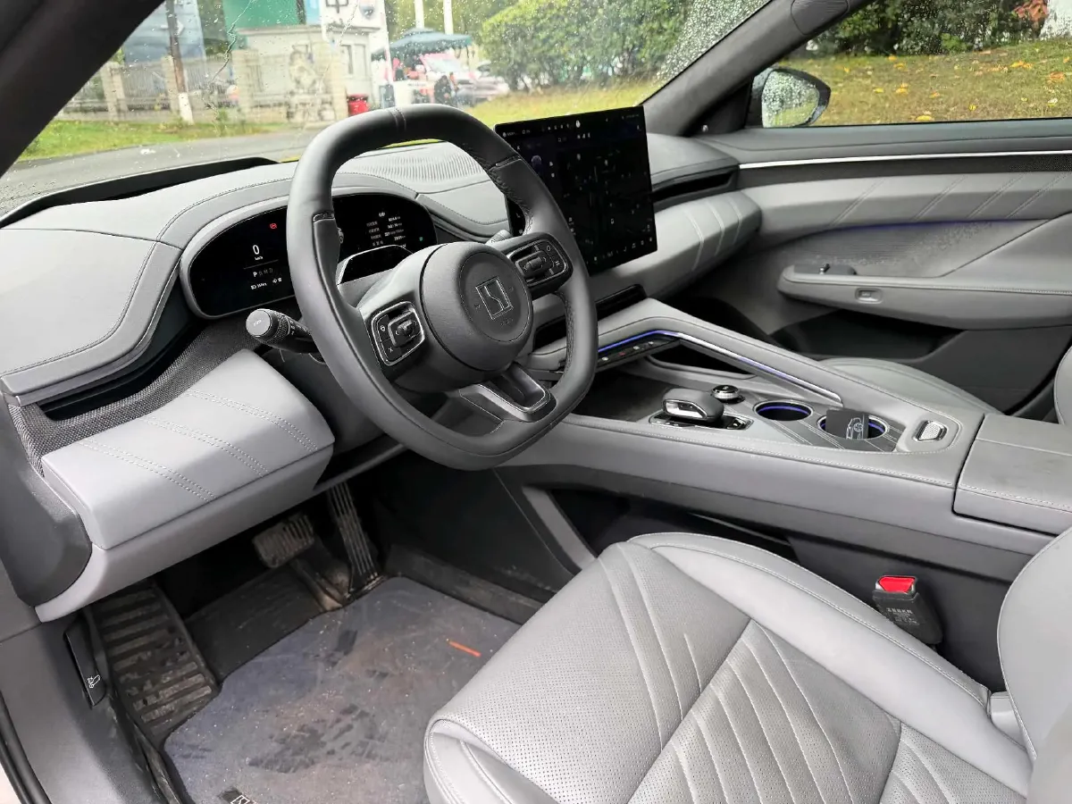 2025 Zeekr 001 BEV 100KWH,autocango,china used car exporter,china ev exporter,chinese used car exporter,chinese used ev exporter