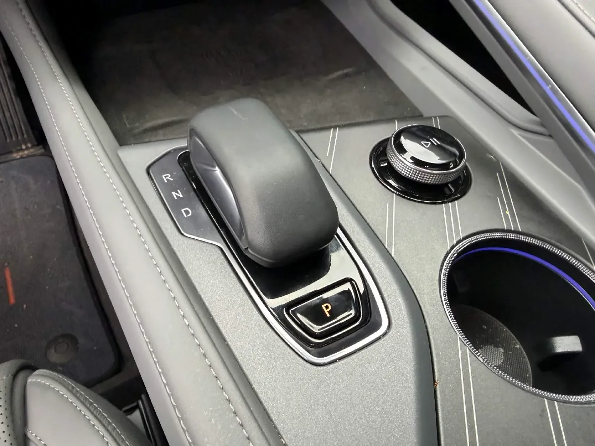 2025 Zeekr 001 BEV 100KWH,autocango,china used car exporter,china ev exporter,chinese used car exporter,chinese used ev exporter