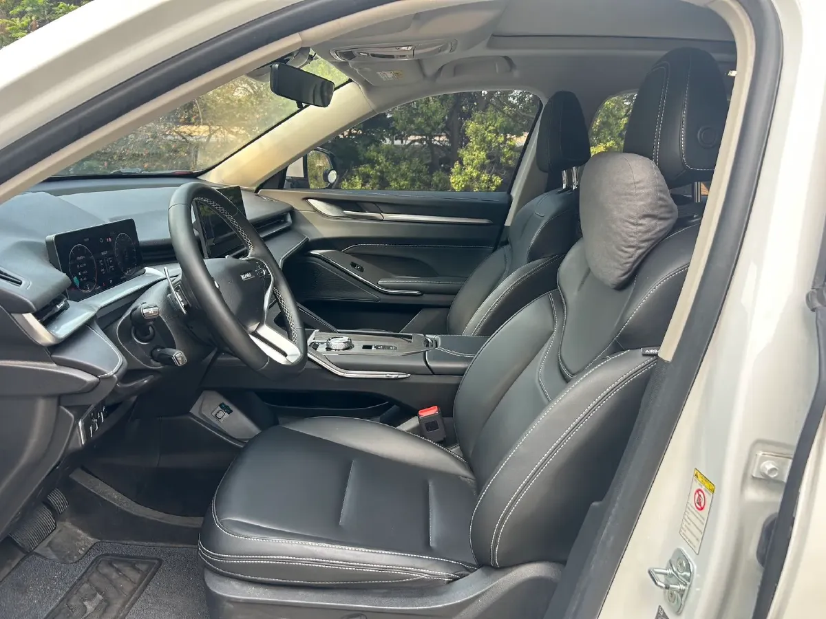 2022 Haval H6 1.5T 184HP L4 7DCT,autocango,china used car exporter,china ev exporter,chinese used car exporter,chinese used ev exporter