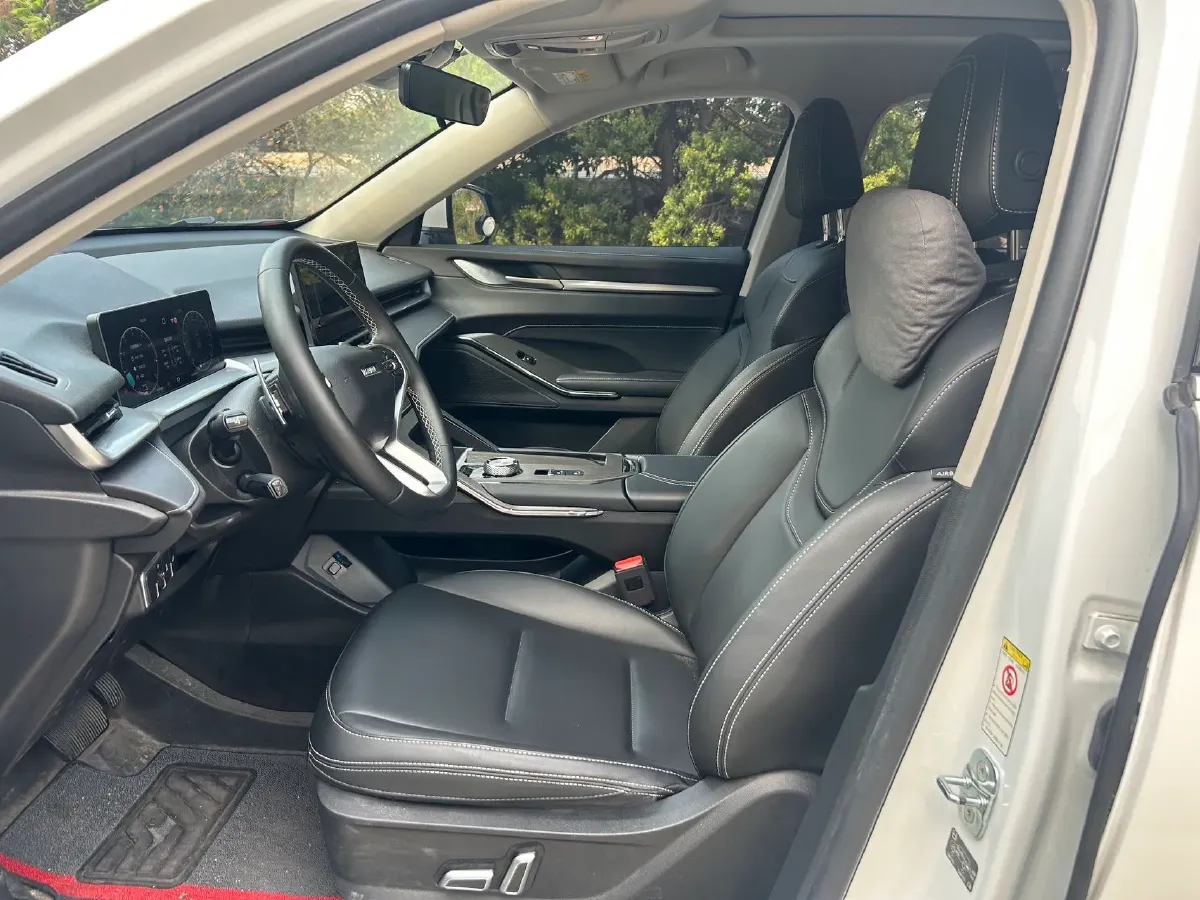 2022 Haval H6 1.5T 184HP L4 7DCT,autocango,china used car exporter,china ev exporter,chinese used car exporter,chinese used ev exporter