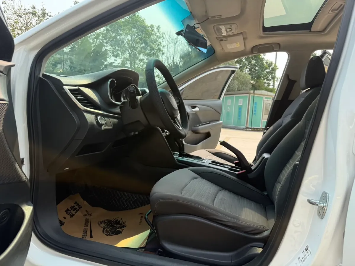 2019 Chevrolet Cavalier 1.5L 113HP L4 6AT,autocango,china used car exporter,china ev exporter,chinese used car exporter,chinese used ev exporter