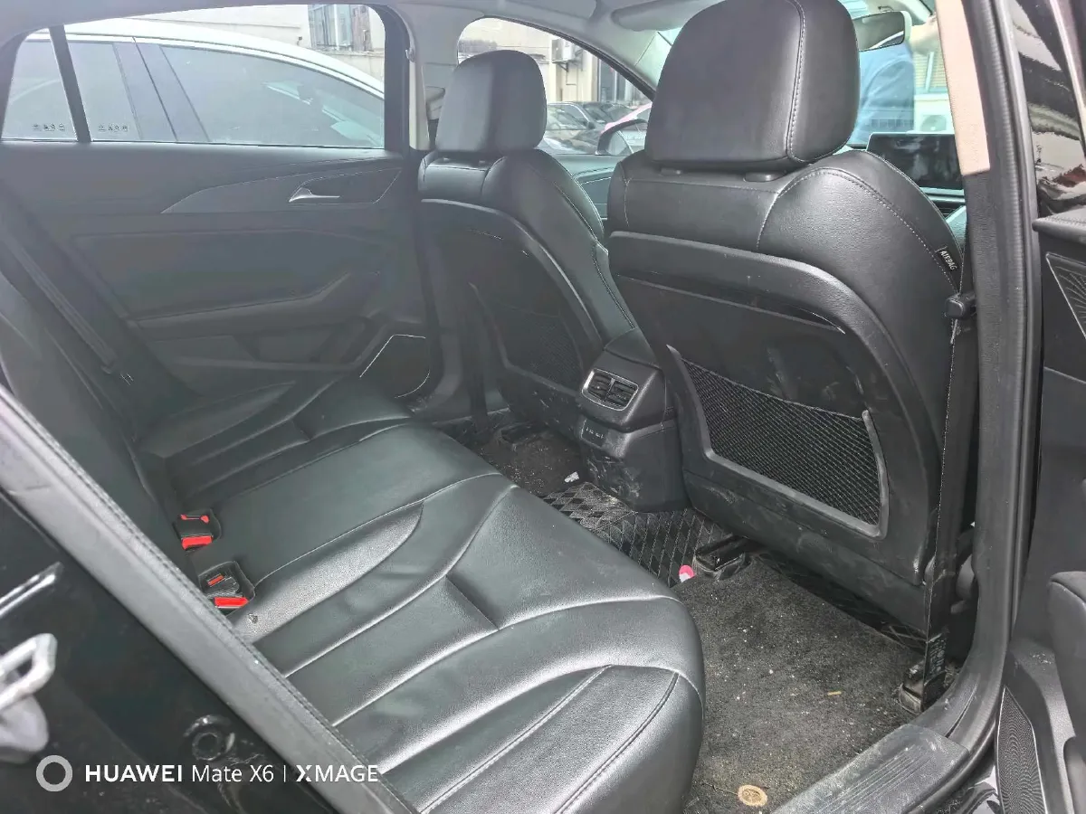 2022 HongQi H5 1.5T 169HP L4 7DCT,autocango,china used car exporter,china ev exporter,chinese used car exporter,chinese used ev exporter