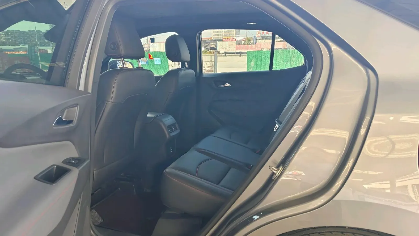 2021 Chevrolet Equinox 2.0T 237HP L4 9AT,autocango,china used car exporter,china ev exporter,chinese used car exporter,chinese used ev exporter