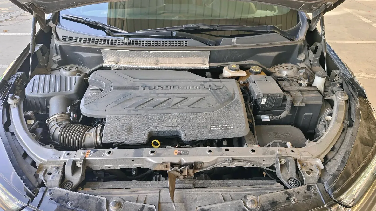 2021 Chevrolet Equinox 2.0T 237HP L4 9AT,autocango,china used car exporter,china ev exporter,chinese used car exporter,chinese used ev exporter