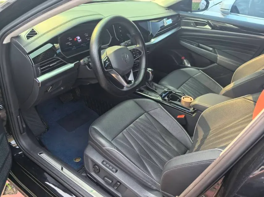 2023 Volkswagen Passat 2.0T 186HP L4 7DCT,autocango,china used car exporter,china ev exporter,chinese used car exporter,chinese used ev exporter