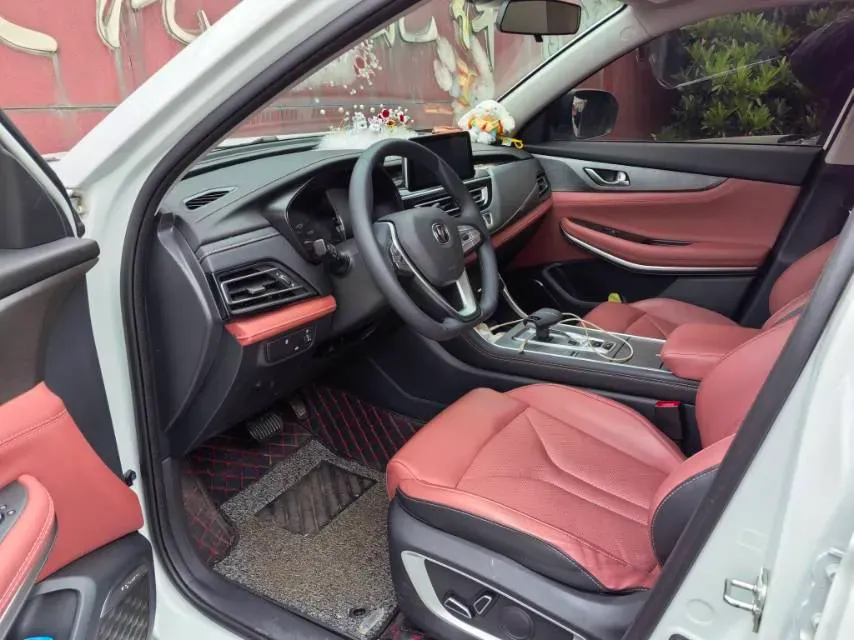 2024 ChangAn CS75 1.5T 188HP L4 7DCT,autocango,china used car exporter,china ev exporter,chinese used car exporter,chinese used ev exporter