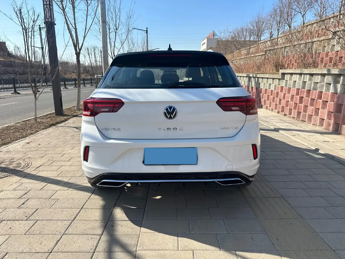 2022 Volkswagen T-Roc 1.4T 150HP L4 7DCT,autocango,china used car exporter,china ev exporter,chinese used car exporter,chinese used ev exporter