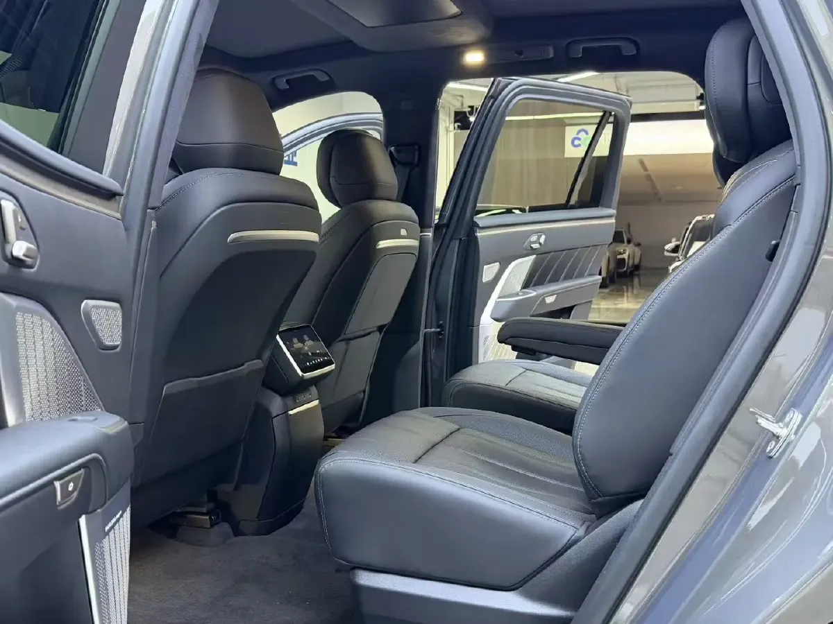 2025 ONVO L90 BEV,autocango,china used car exporter,china ev exporter,chinese used car exporter,chinese used ev exporter