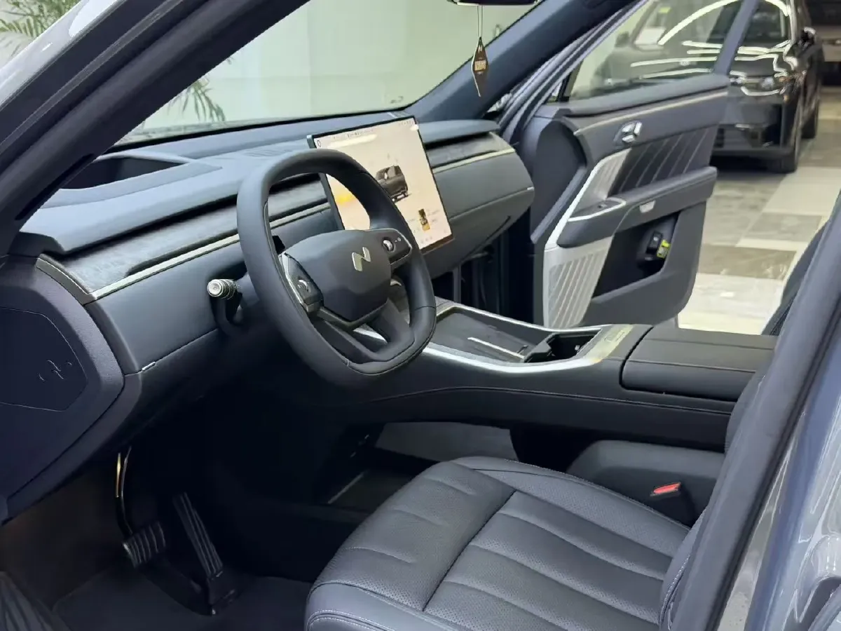 2025 ONVO L90 BEV,autocango,china used car exporter,china ev exporter,chinese used car exporter,chinese used ev exporter