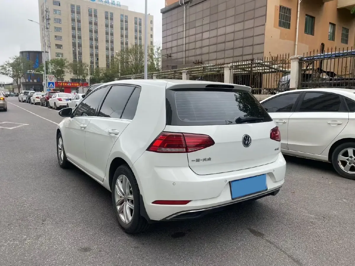 2019 Volkswagen Golf 1.6L 110HP L4 6AT,autocango,china used car exporter,china ev exporter,chinese used car exporter,chinese used ev exporter