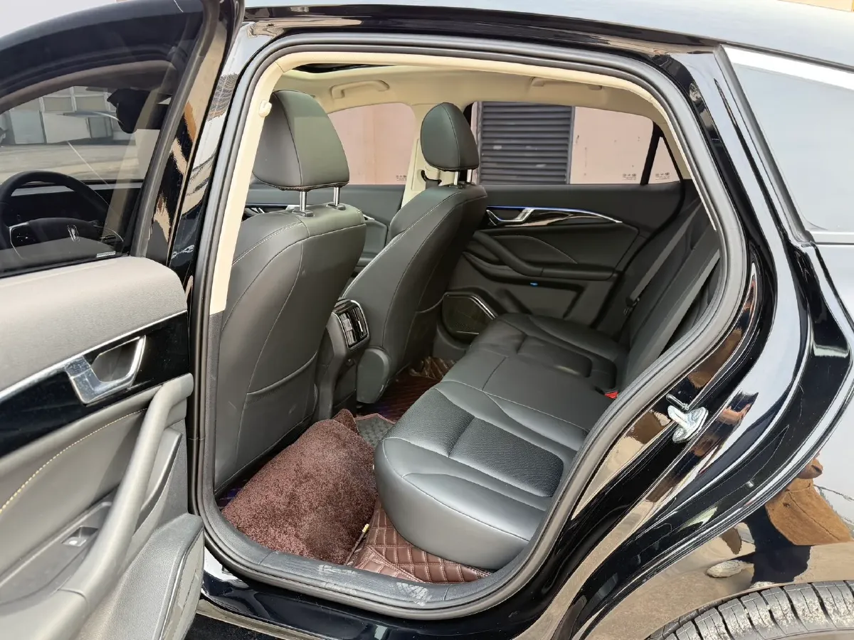 2023 Bestune B70 1.5T 169HP L4 7DCT,autocango,china used car exporter,china ev exporter,chinese used car exporter,chinese used ev exporter