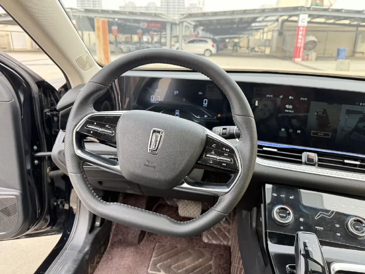 2023 Bestune B70 1.5T 169HP L4 7DCT,autocango,china used car exporter,china ev exporter,chinese used car exporter,chinese used ev exporter