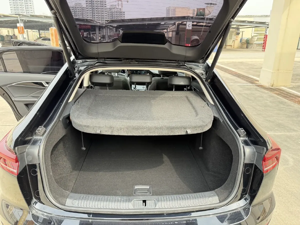 2023 Bestune B70 1.5T 169HP L4 7DCT,autocango,china used car exporter,china ev exporter,chinese used car exporter,chinese used ev exporter