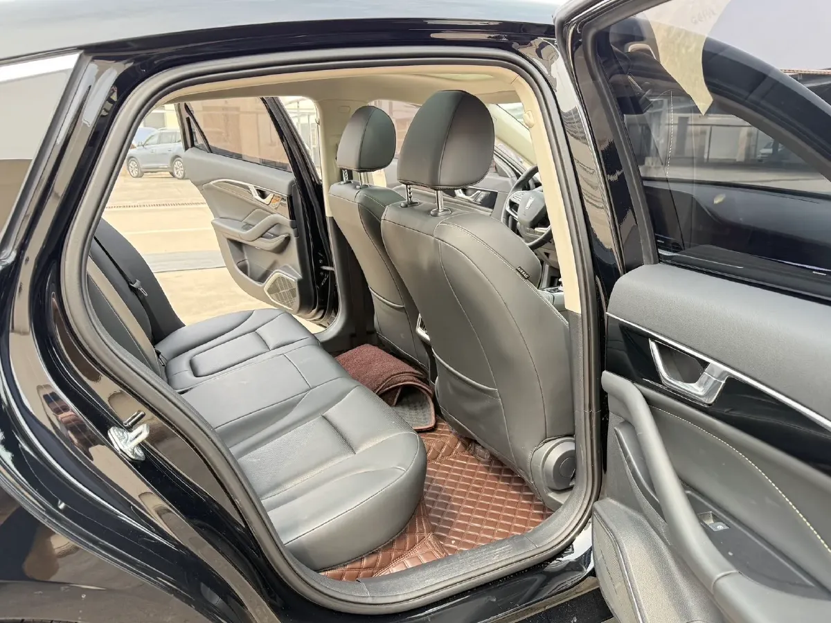 2023 Bestune B70 1.5T 169HP L4 7DCT,autocango,china used car exporter,china ev exporter,chinese used car exporter,chinese used ev exporter