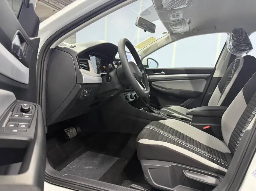 2025 Volkswagen Bora 1.2T 116HP L4 7DCT,autocango,china used car exporter,china ev exporter,chinese used car exporter,chinese used ev exporter