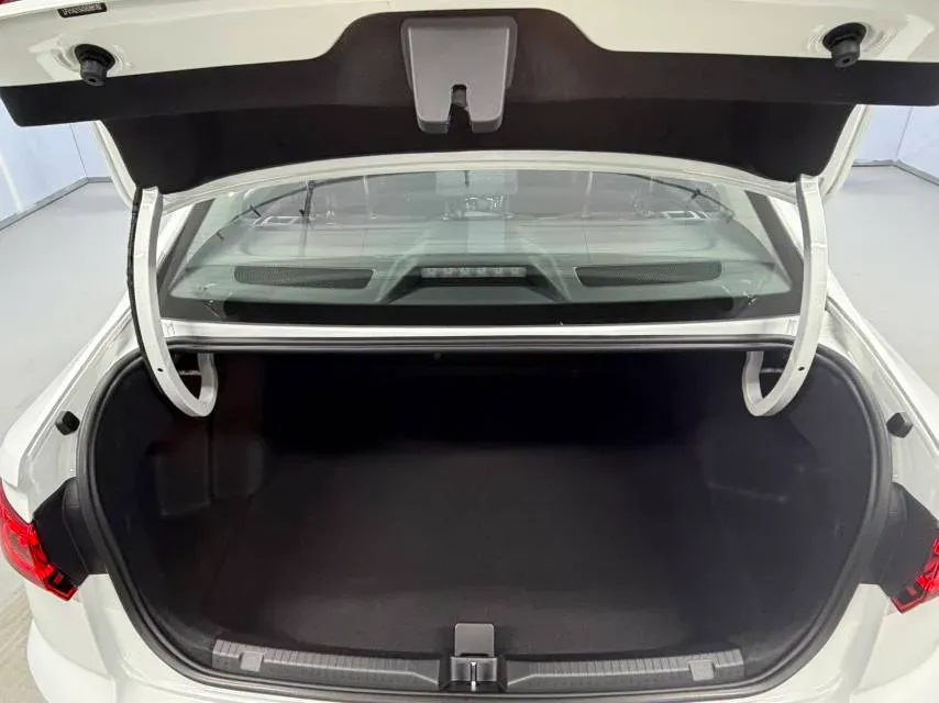 2025 Volkswagen Bora 1.2T 116HP L4 7DCT,autocango,china used car exporter,china ev exporter,chinese used car exporter,chinese used ev exporter