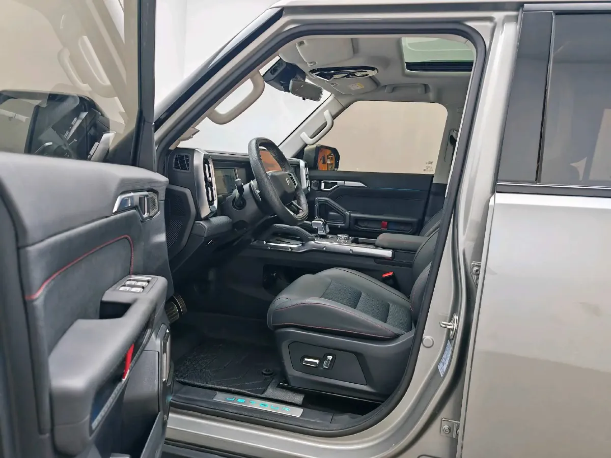 2023 Jetour Traveller 2.0T 254HP L4 7DCT,autocango,china used car exporter,china ev exporter,chinese used car exporter,chinese used ev exporter